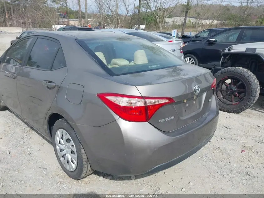 2018 TOYOTA COROLLA LE