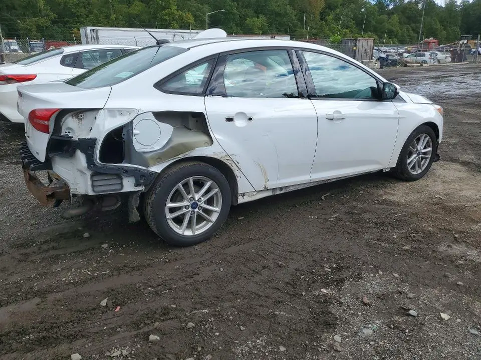 2017 FORD FOCUS SE  