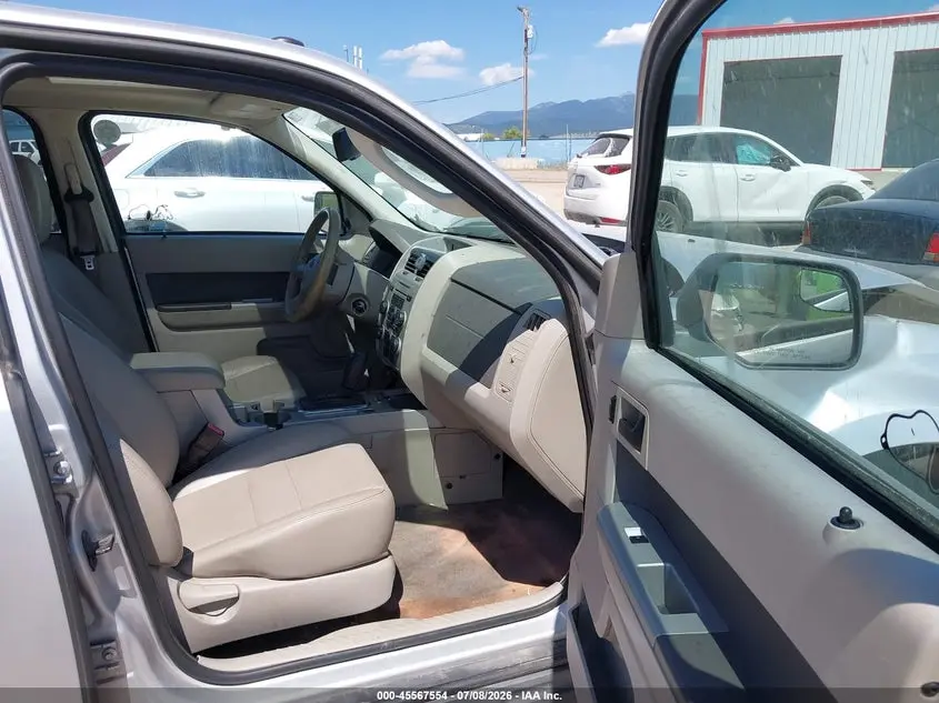 2010 FORD ESCAPE XLT