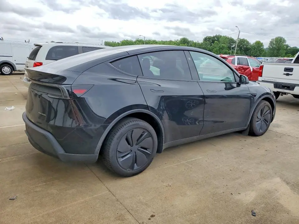 2026 TESLA MODEL Y   