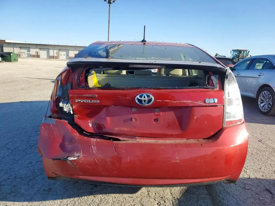 2011 TOYOTA PRIUS THREE  