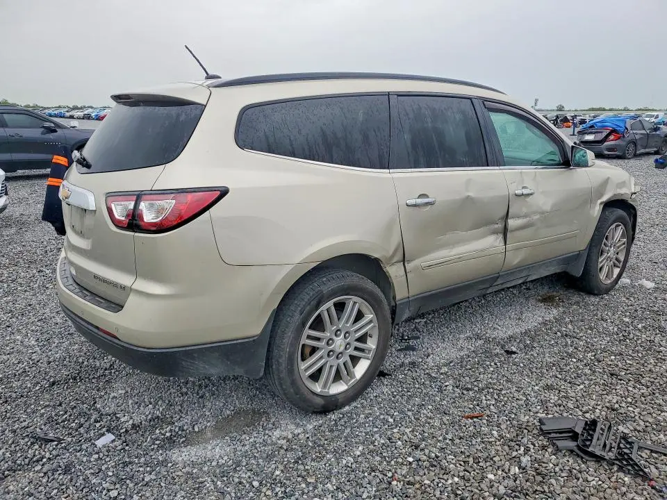 2014 CHEVROLET TRAVERSE LT  