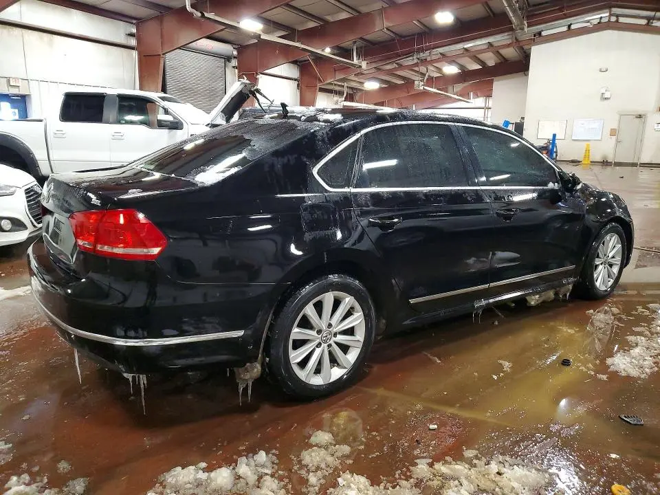 2013 VOLKSWAGEN PASSAT SEL  