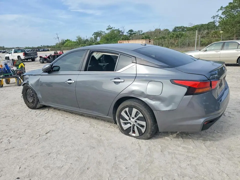 2020 NISSAN ALTIMA S  