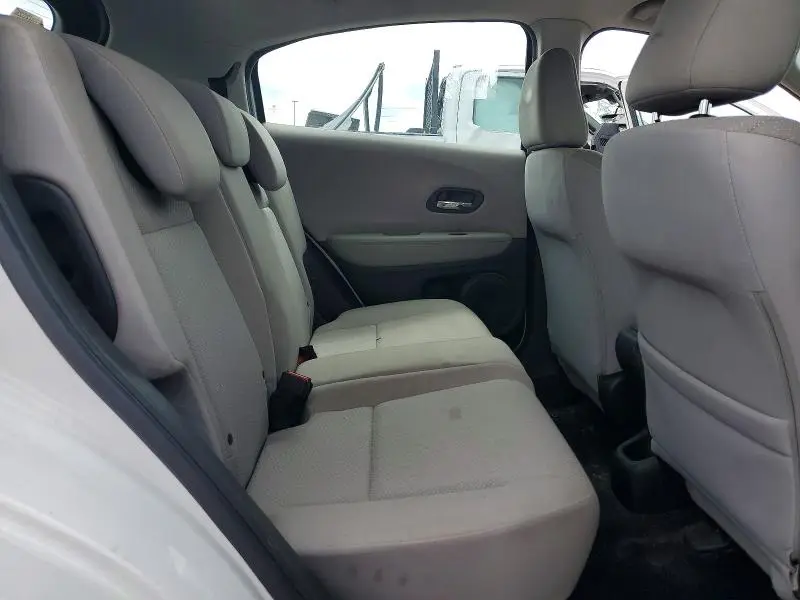 2016 HONDA HR-V LX  