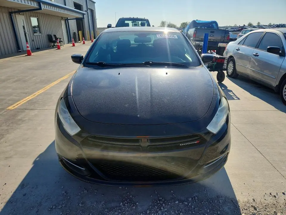 2015 DODGE DART SE  