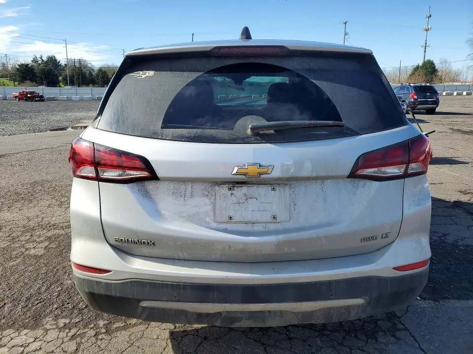 2022 CHEVROLET EQUINOX LT  