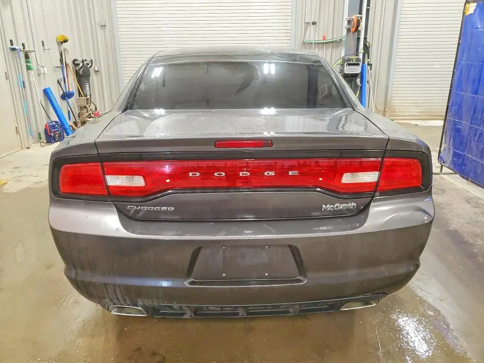 2014 DODGE CHARGER SE  