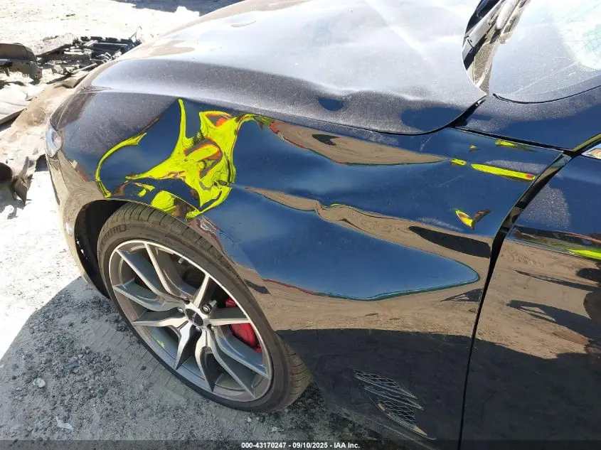 2025 GENESIS G70 2.5T RWD