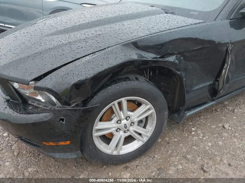2012 FORD MUSTANG V6