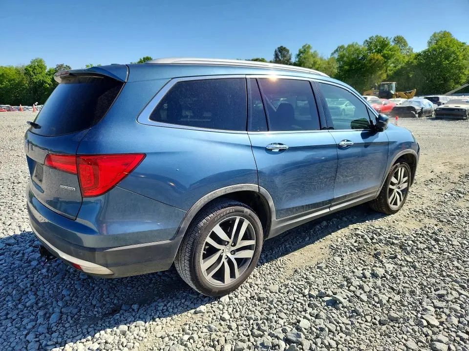 2016 HONDA PILOT TOURING  