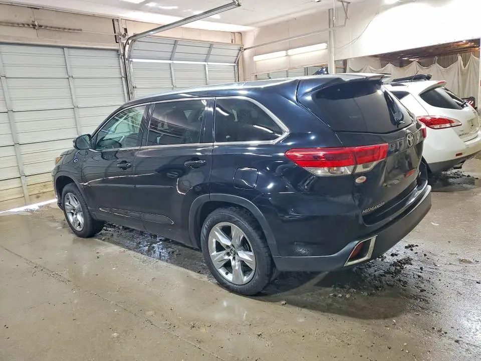2017 TOYOTA HIGHLANDER LIMITED  