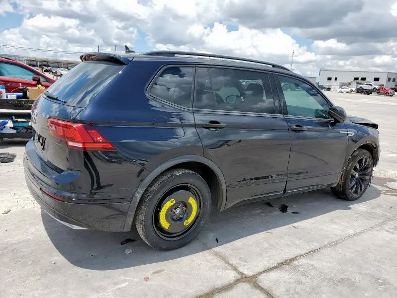 2020 VOLKSWAGEN TIGUAN SE  