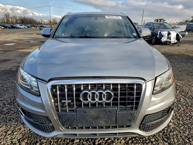 2010 AUDI Q5 PREMIUM PLUS  