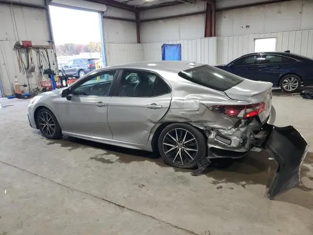 2021 TOYOTA CAMRY SE  