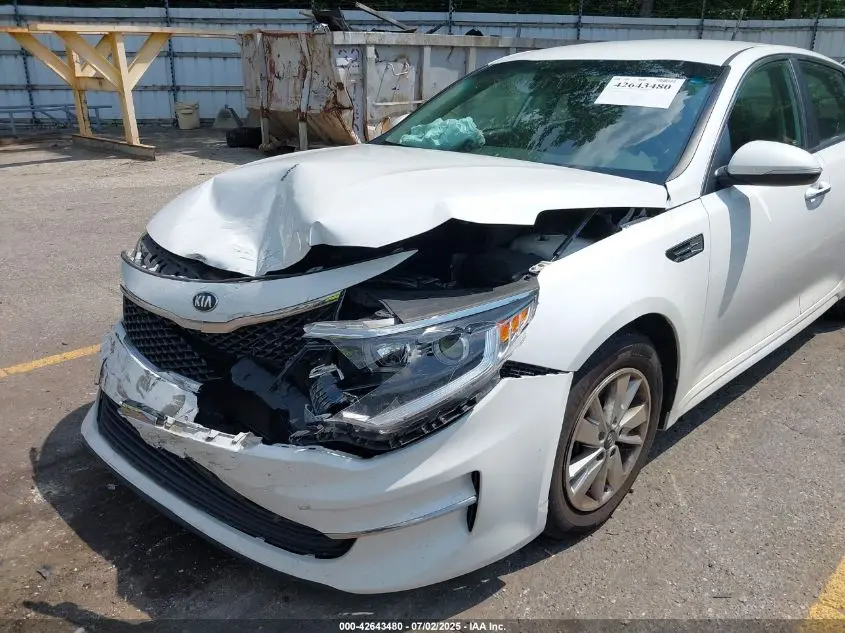 2017 KIA OPTIMA LX