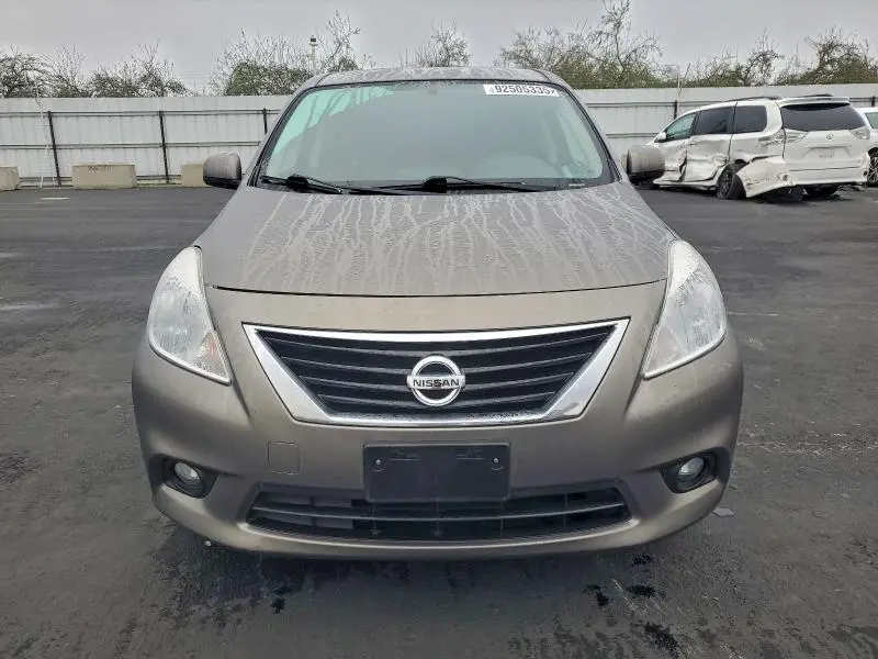 2014 NISSAN VERSA S  