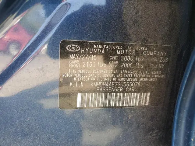 2016 HYUNDAI ELANTRA SE