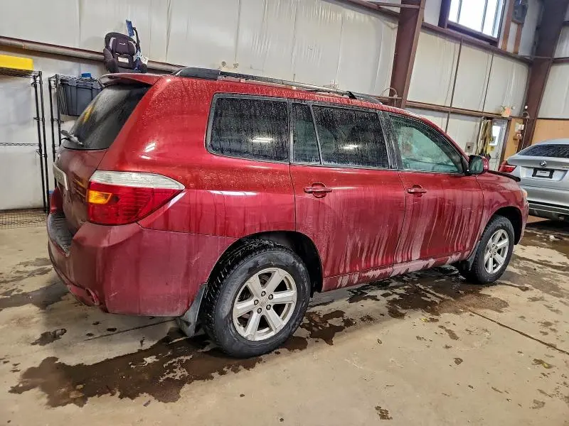 2010 TOYOTA HIGHLANDER SE  