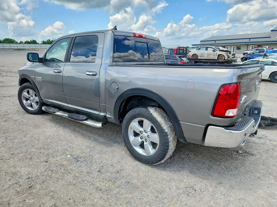 2013 RAM 1500 SLT  