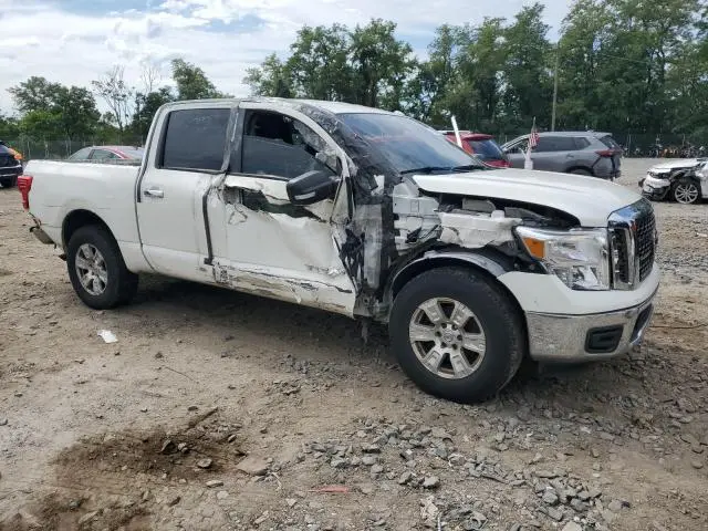 2017 NISSAN TITAN SV