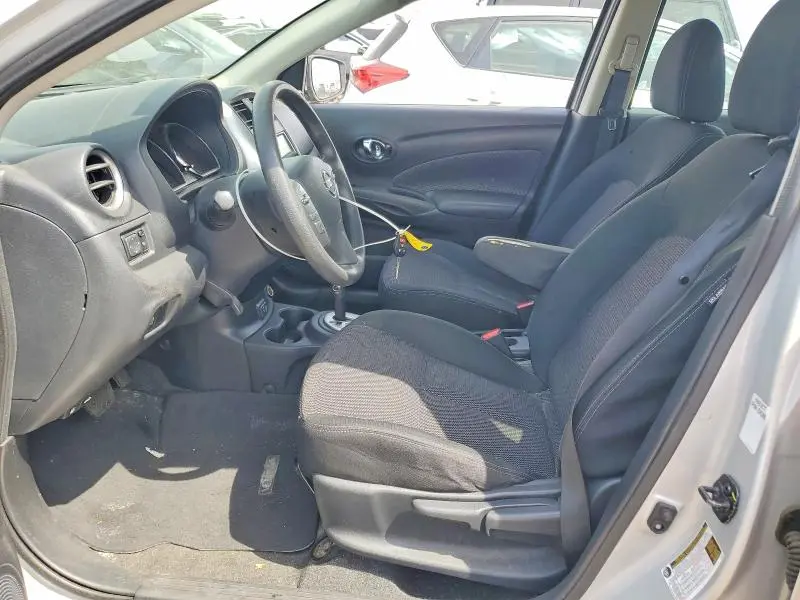 2019 NISSAN VERSA SV  