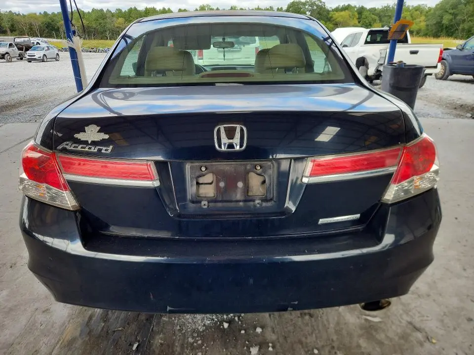 2011 HONDA ACCORD SE  