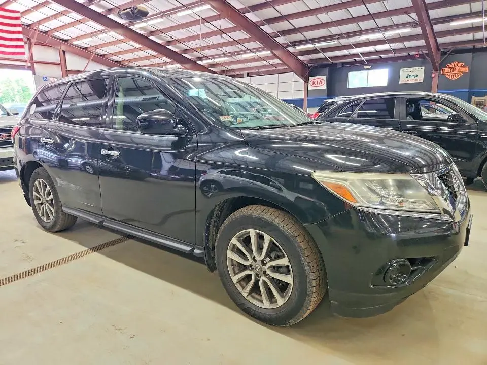 2014 NISSAN PATHFINDER S  