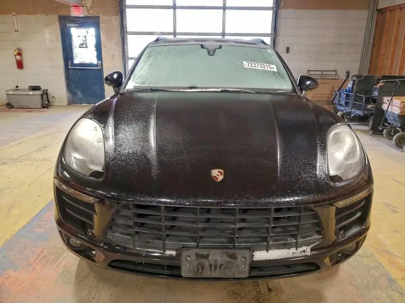 2015 PORSCHE MACAN S  