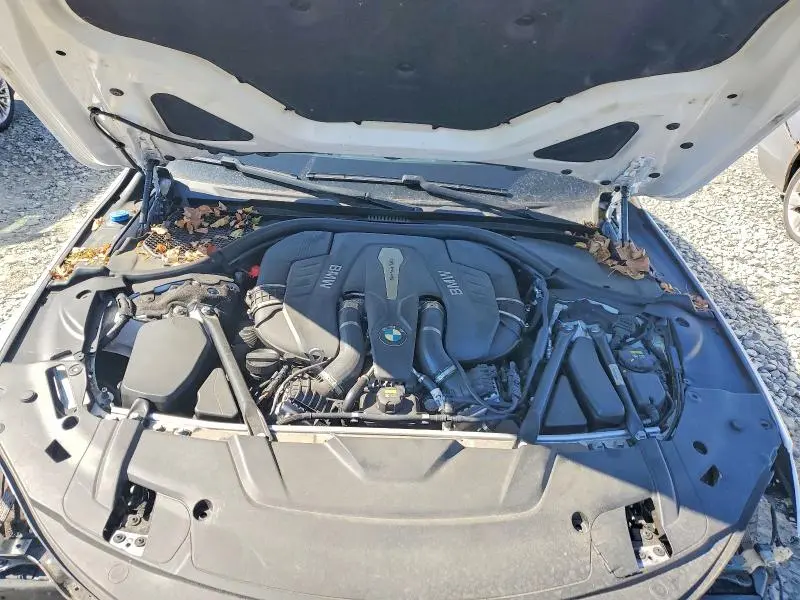 2018 BMW 750 XI  
