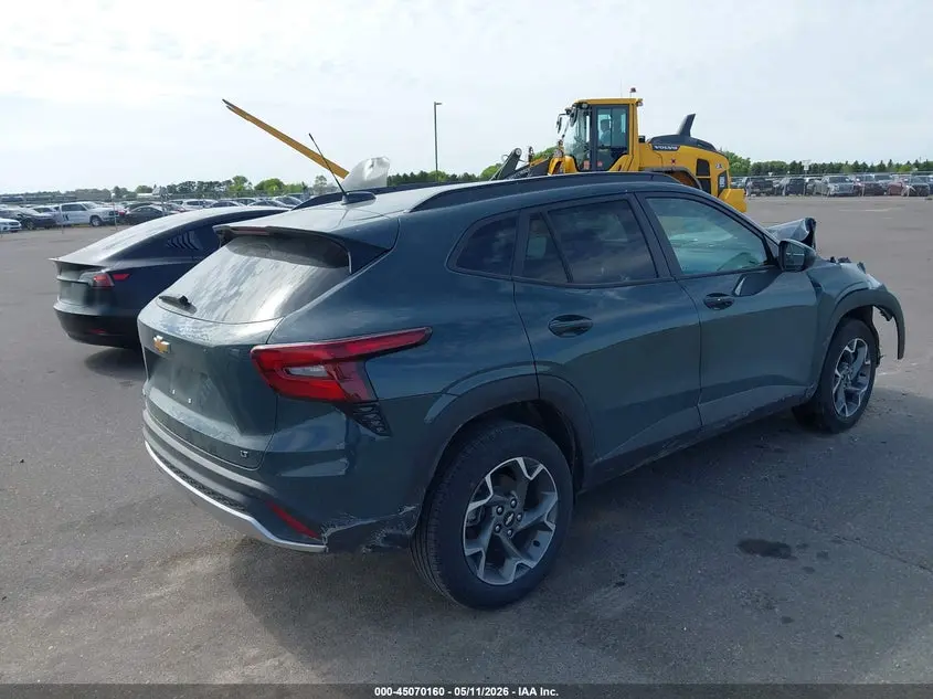2025 CHEVROLET TRAX FWD LT