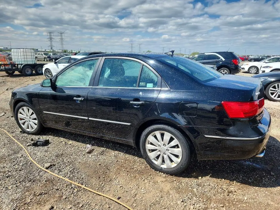 2010 HYUNDAI SONATA LIMITED V6  