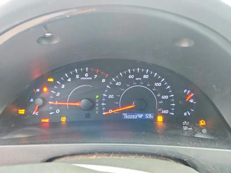 2011 TOYOTA CAMRY LE  