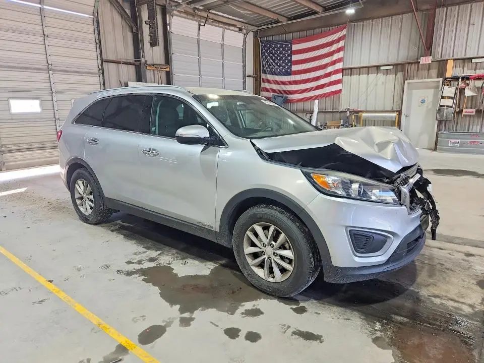 2017 KIA SORENTO LX V6  