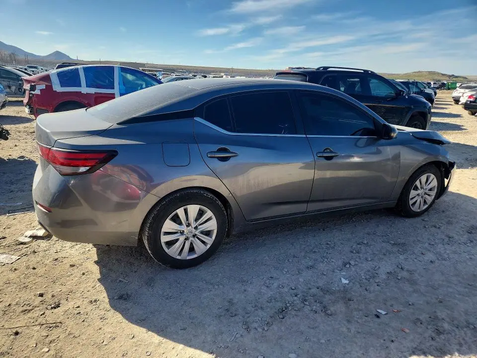 2022 NISSAN SENTRA S  