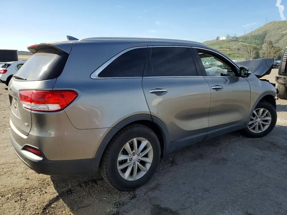 2016 KIA SORENTO LX  