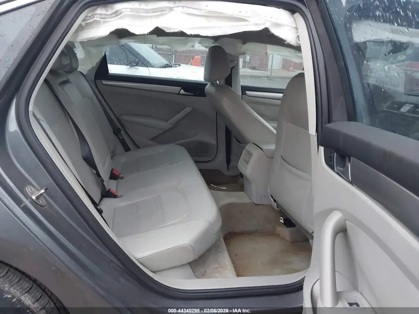 2015 VOLKSWAGEN PASSAT 1.8T LIMITED EDITION