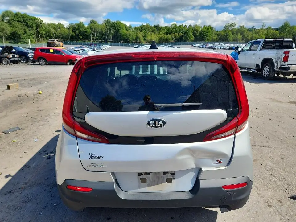 2020 KIA SOUL S  