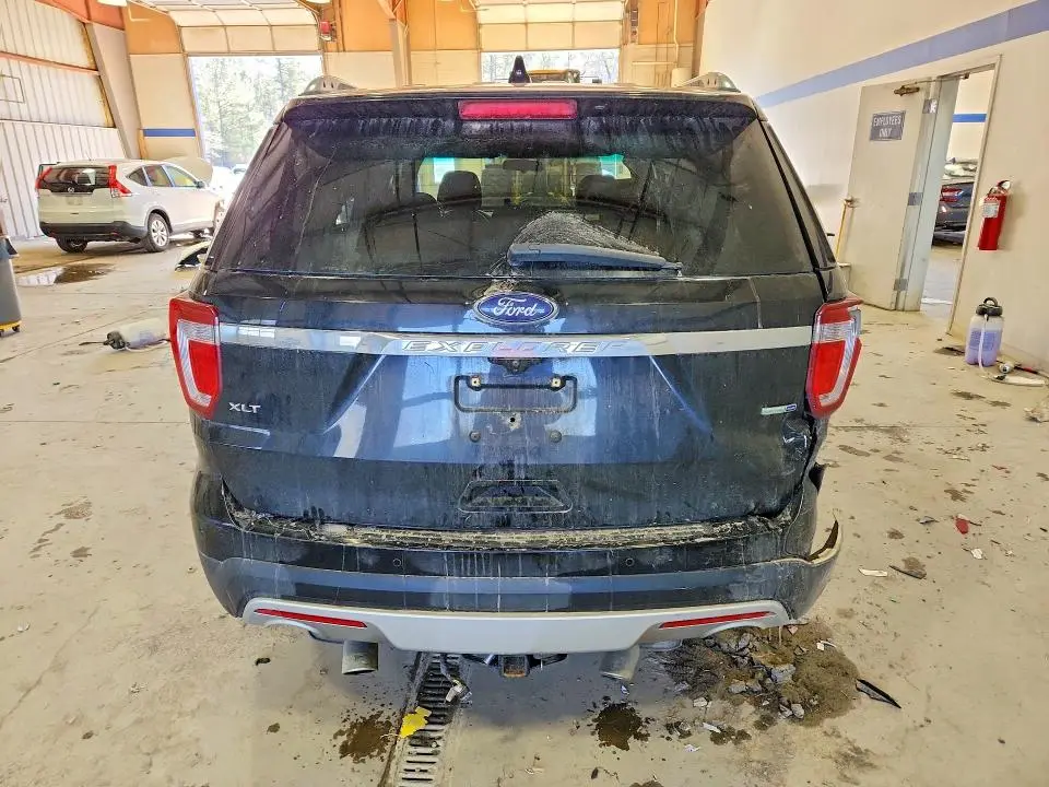 2016 FORD EXPLORER XLT  