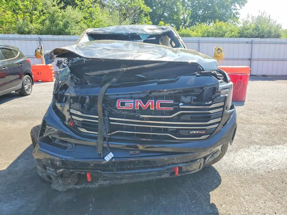 2026 GMC SIERRA K1500 AT4  