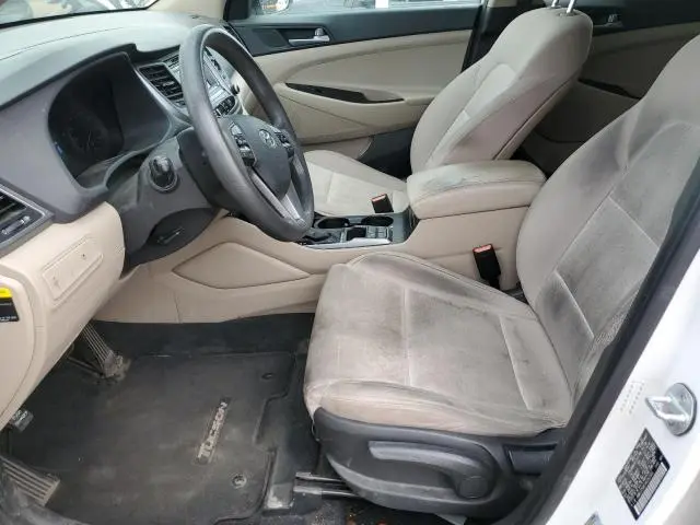 2017 HYUNDAI TUCSON SE