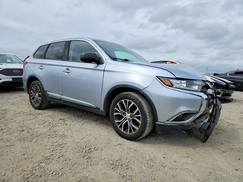 2016 MITSUBISHI OUTLANDER ES  