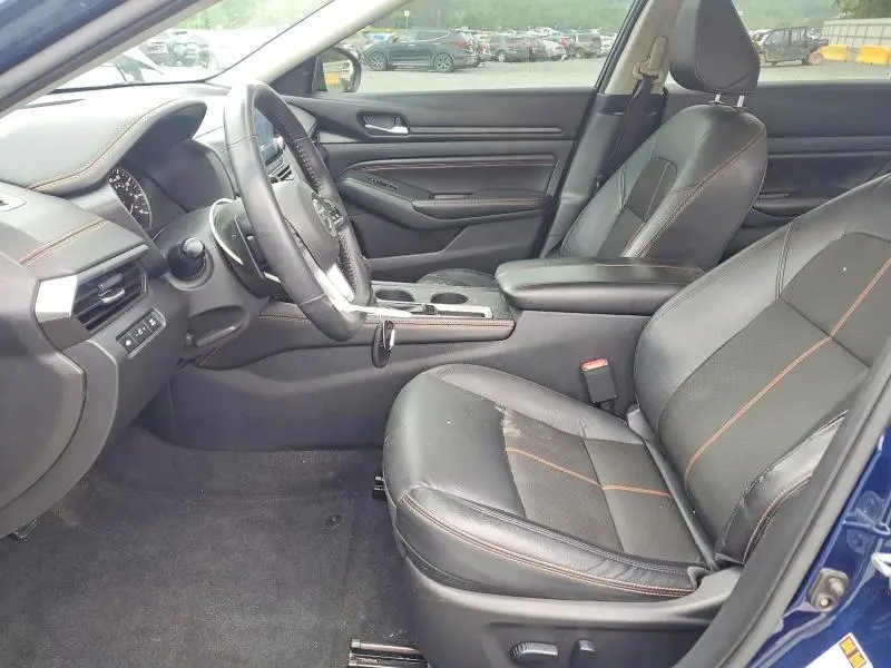 2021 NISSAN ALTIMA SR  