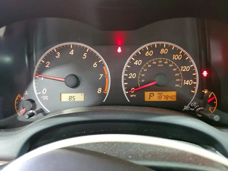 2011 TOYOTA COROLLA LE  