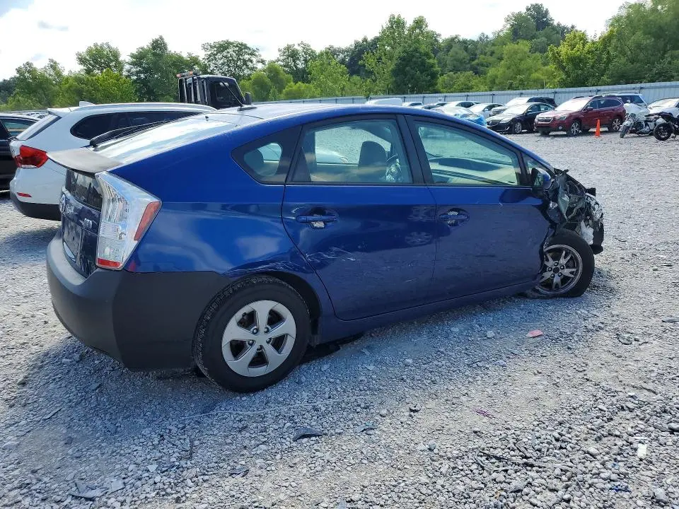 2011 TOYOTA PRIUS TWO  