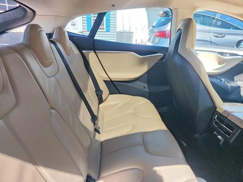 2013 TESLA MODEL S   