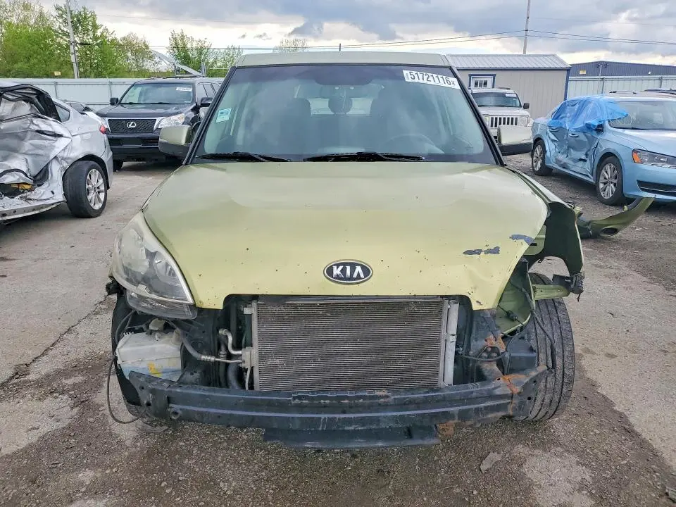 2012 KIA SOUL +  