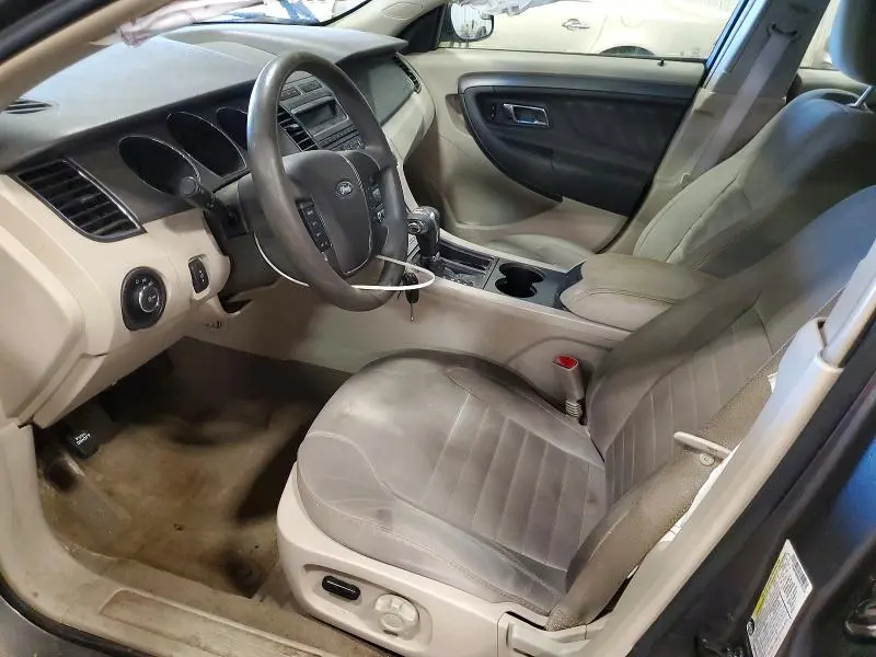 2012 FORD TAURUS SE  