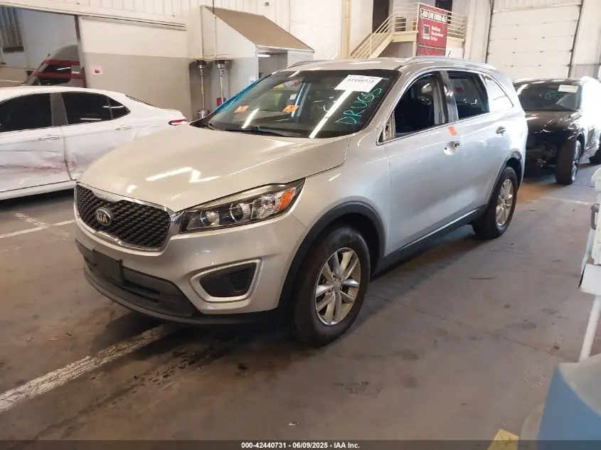 2017 KIA SORENTO 2.4L LX