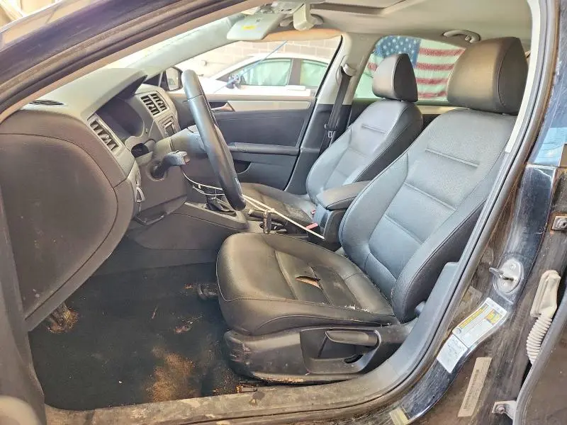 2011 VOLKSWAGEN JETTA TDI  